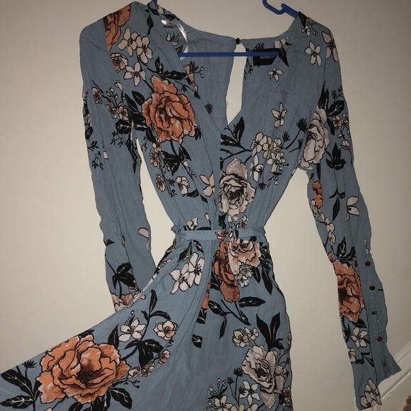 Mink Pink romantic play suit - Picture 2 of 7